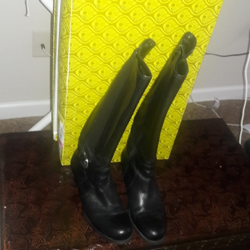 Naturalizer Boots